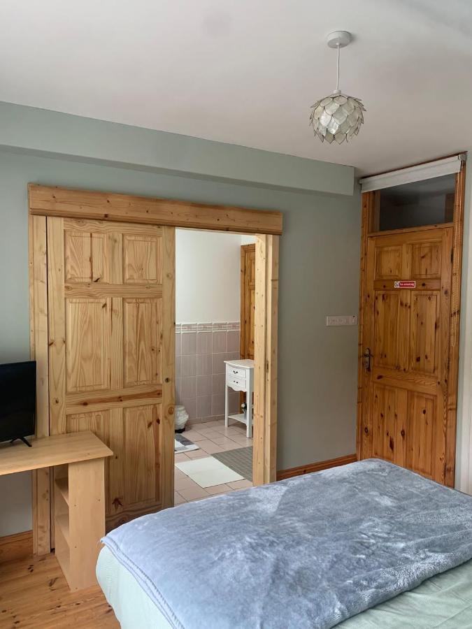 Garrenmore Lodge B&B Tipperary Exteriör bild